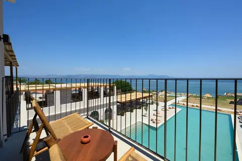 Cabo in Δημοτική Ενότητα Λευκιμμαίων — foto 16