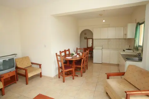 New York Plaza Hotel Apartments in Paphos — foto 30