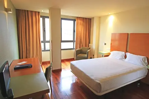 Gran Hotel Regente in Oviedo — foto 17