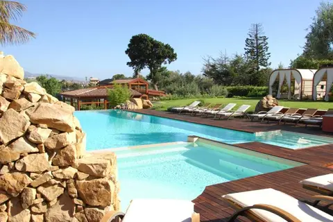 Hotel Villa Morgana Resort & Spa in Messina