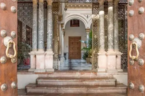 CoolRooms Palacio Villapanés 5 GL in Sevilla