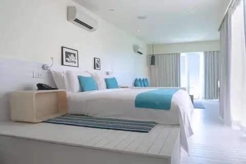 Holiday Inn Resort Kandooma Maldives in Holiday Inn Resort - Reception — foto 19