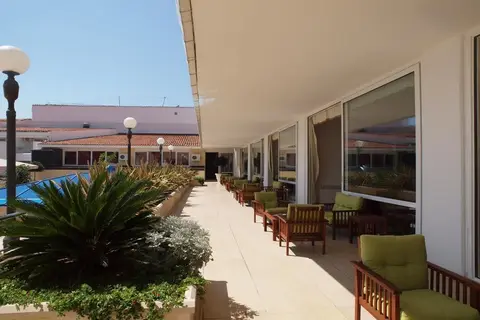 Hotel Palas in Petrovac na Moru — foto 13