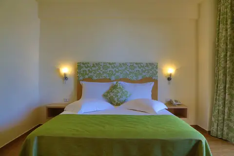 Akrotiri Beach Resort Hotel in Παλαιοκαστρίτσα — foto 25