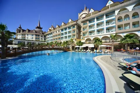 Side Crown Palace in Manavgat — foto 2