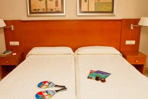 Las Palmeras Affiliated by FERGUS in Fuengirola — foto 29
