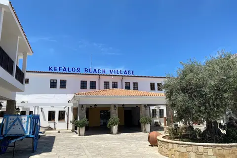 Kefalos Beach Tourist Village in Paphos — foto 6