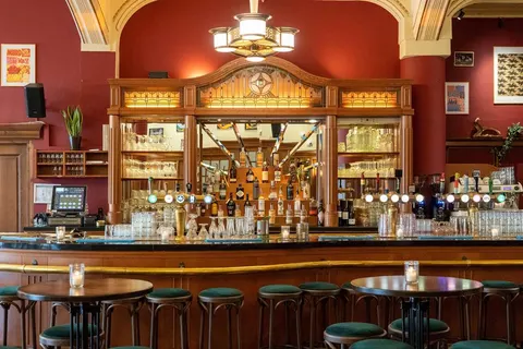 NH Amsterdam Schiller foto 3