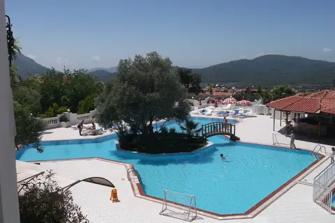 Sunshine Holiday Resort in Bergama, foto 27