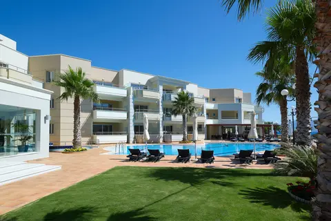 Molos Bay in Kissamos — foto 6