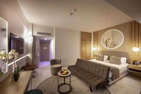 Hotel NissiBlu Beach Resort in Ayia Napa — foto 27
