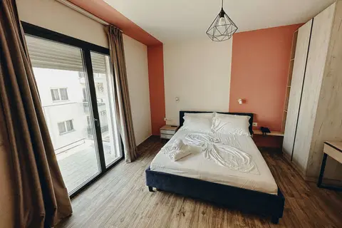 Hotel Triumf in Shëngjin