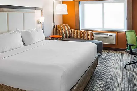 Holiday Inn Express & Suites S Lake Buena Vis in Kissimmee — foto 4