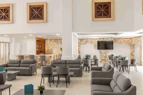 Kapetanios Aqua Resort in Peyia — foto 15