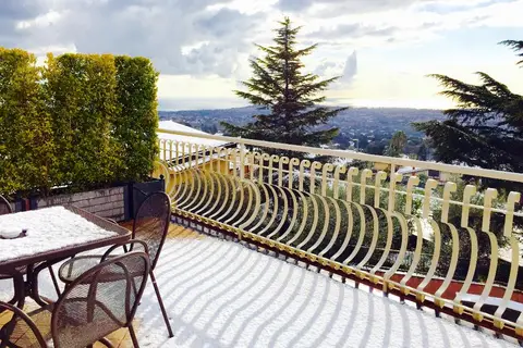 Etna Royal View - Residence Appartamenti Casa Vacanze Holiday Home Alle Pendici Dell'Etna in Trecastagni