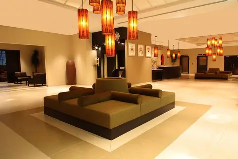 Holiday Inn Express Dubai Safa Park in Dubai — foto 17
