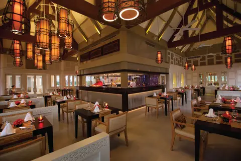 Hotel Angsana Laguna Phuket in ตำบลเชิงทะเล — foto 8