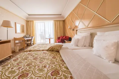 Splendid Conference & Spa Resort in Becici — foto 25