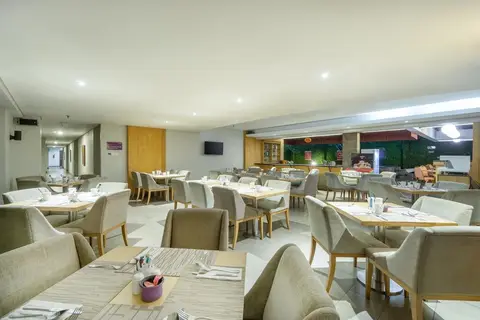 Quest Hotel Kuta in Kuta — foto 4