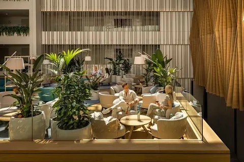 Khalani Beach Hotel in Makarska — foto 10