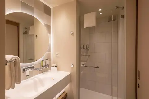 Hampton by Hilton Vienna City West in Wenen — foto 21