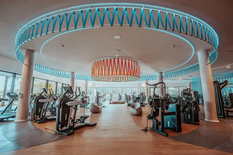 Fly & Go Higueron Hotel Malaga, Curio Collection by Hilton in Fuengirola — foto 35