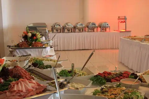 Sun Hall Hotel in Larnaca — foto 9