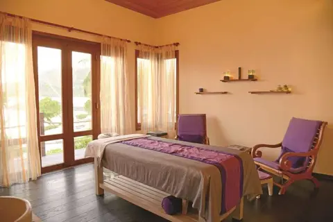 DoubleTree Resort & Spa by Hilton Hotel Seych in Anse Forbans — foto 19