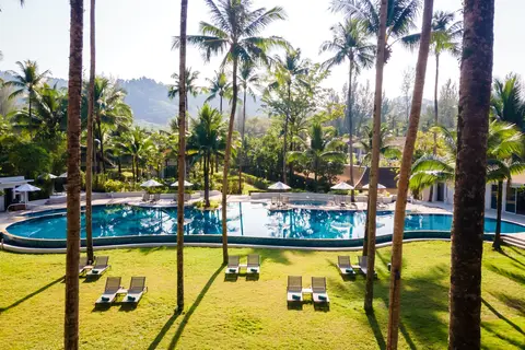 OUTRIGGER Khao Lak Beach Resort in ท่าเสด็จ — foto 4