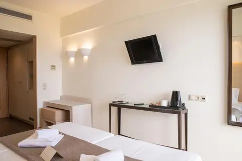 Olympian Bay Grand Resort in Athene — foto 30