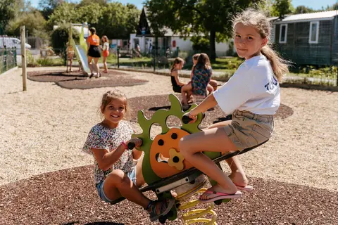 Flower Camping Le Kerarno in Saint-Philibert — foto 13