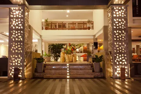 Sun Island Hotel Kuta in Kuta Utara — foto 21