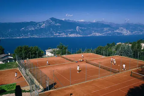Parc Hotel Jolanda in San Zeno di Montagna — foto 19