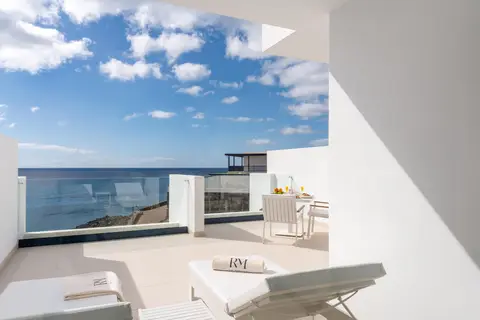Royal Marina Suites Boutique Hotel in Yaiza — foto 22