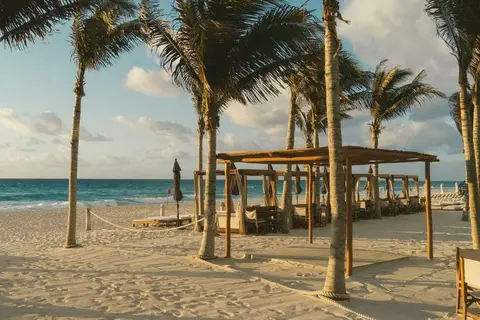 NYX Cancun in Cancún — foto 18
