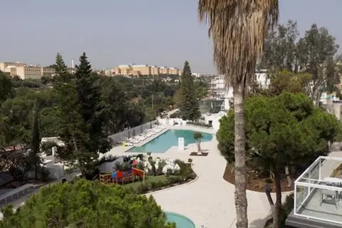 Hotel Urban Valley Resort & Spa in San Ġwann — foto 10