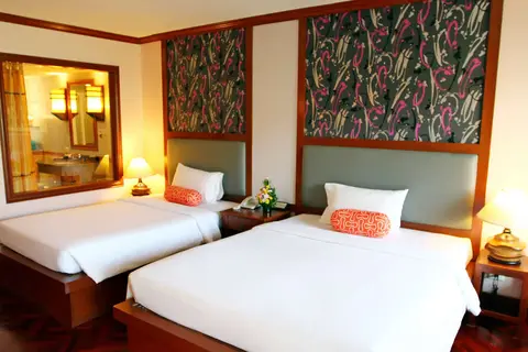 Baumanburi in Patong, foto 4