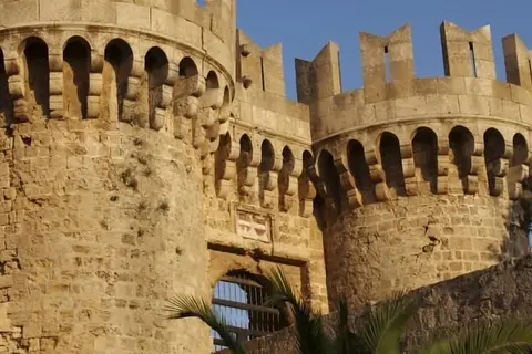 Royal Aparthotel City Centre in Rhodos — foto 18