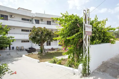Nikos BnB in Faliraki