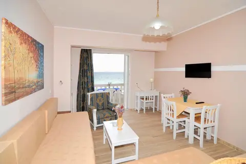 Byron Apartments in Τιγκάκι — foto 13