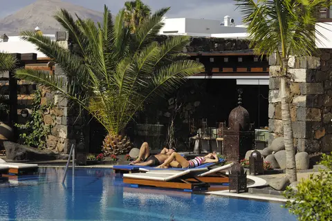 Hotel Villa VIK - Hotel Boutique in Arrecife