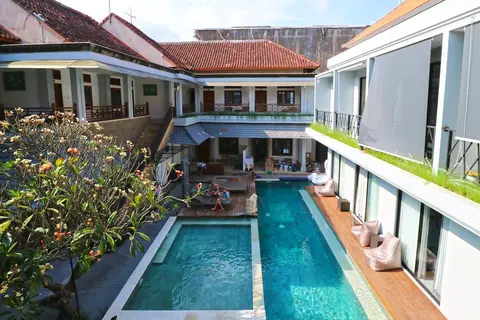 Gemini Star Hotel in Kuta — foto 27