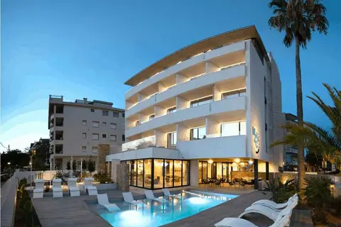 Instants Boutique Hotel in Cambrils — foto 10