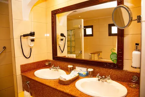 Serena Beach Resort & Spa in Kasemeni ward — foto 27
