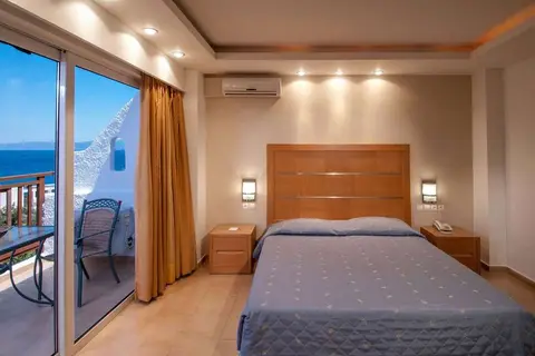 Elounda Breeze Resort in Elounda