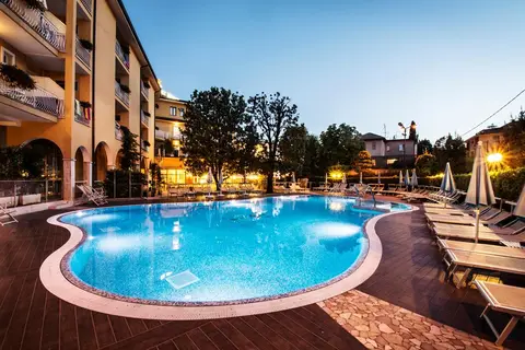 Hotel Bisesti in Bardolino — foto 7