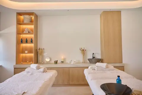 Sunrise Emerald Hotel in Παραλίμνι — foto 21