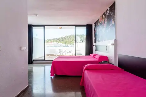 Ibiza Rocks Hotel in Sant Antoni de Portmany — foto 4