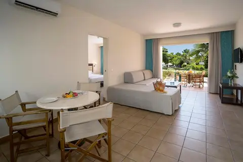 Avanti Holiday Village in Paphos — foto 2