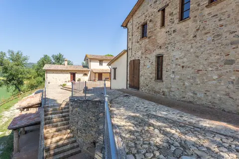 Agriturismo Borgo Pulciano in Montone — foto 14
